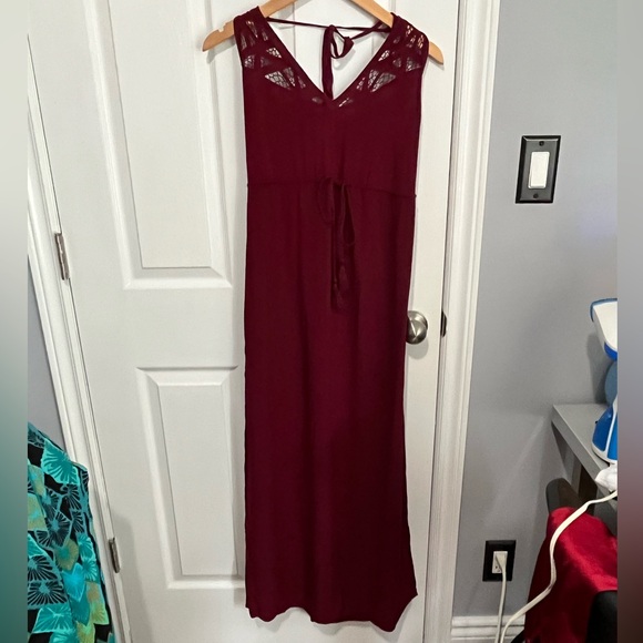 Forever 21 open back maxi dress - Picture 2 of 8